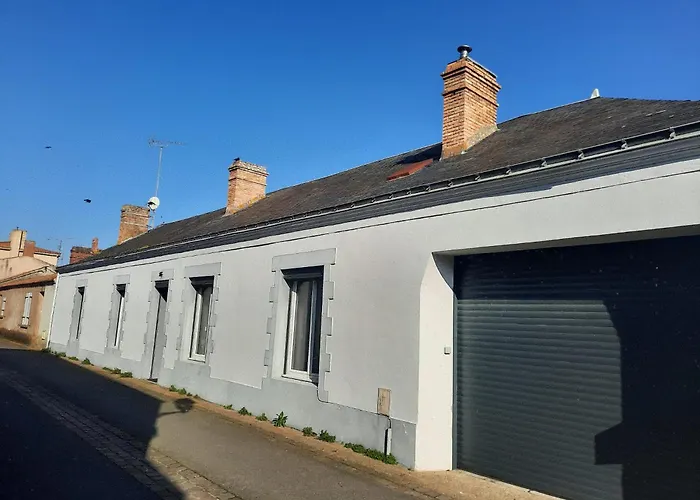 La Moustache Bleue Couette-café